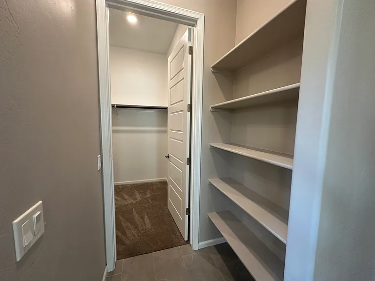 12474 N Appling Ave — Photo 30