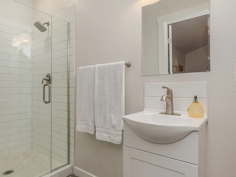 Second master bath