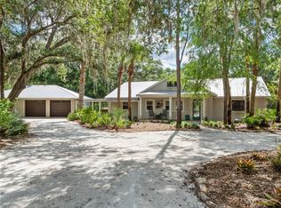 6043 Lake Erie Rd, Groveland, FL 34736