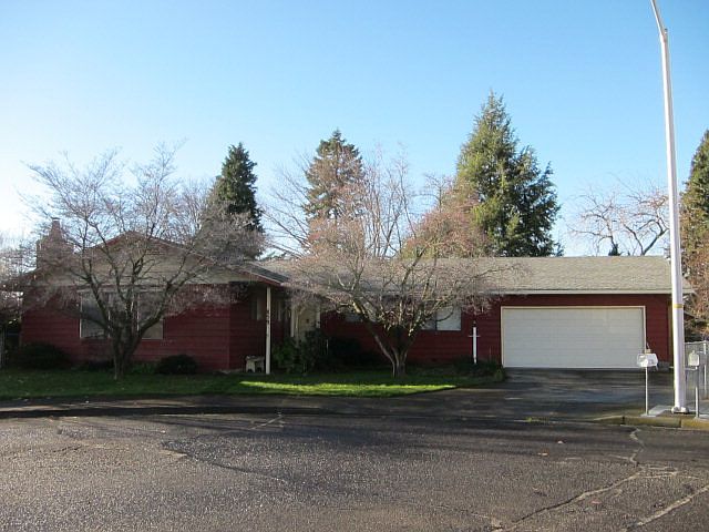1st image of 859 Dow Dr
