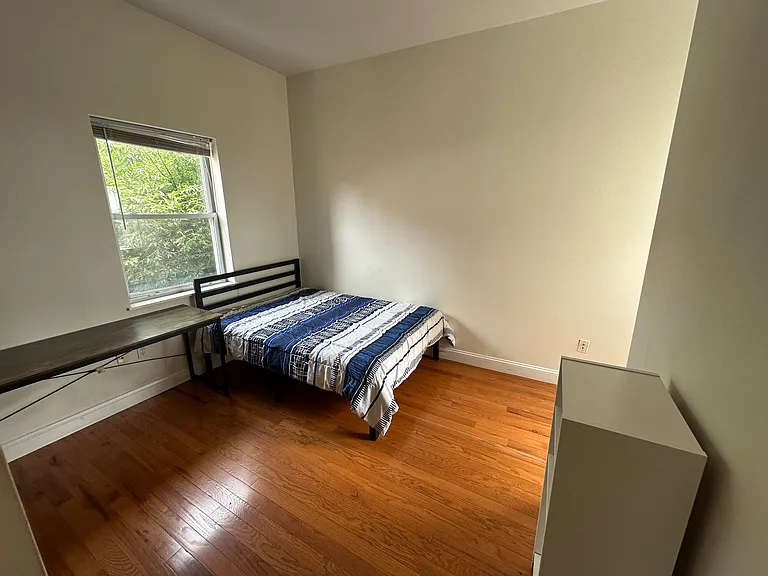 249 S 10th St #3R — Photo 22