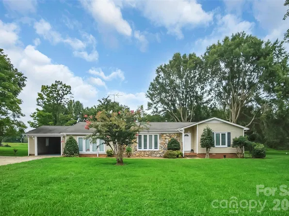 6316 Hill Gates Trl, Cherryville, NC 28021