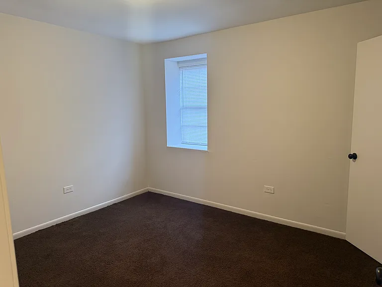 125 Hollywood Ave #C — Photo 7
