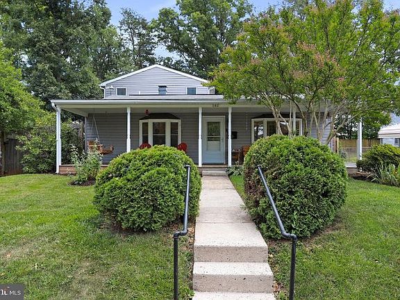 3rd image of 141 Colburn Dr