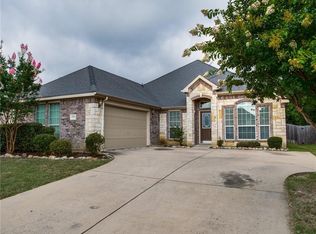 1755 Ridgemar Dr, Grand Prairie, TX 75051