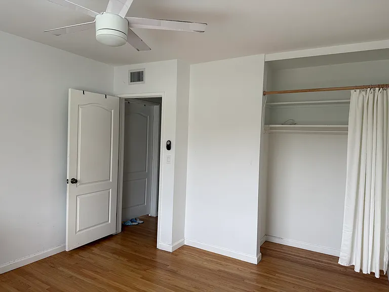 1018 N Lincoln Ave — Photo 3