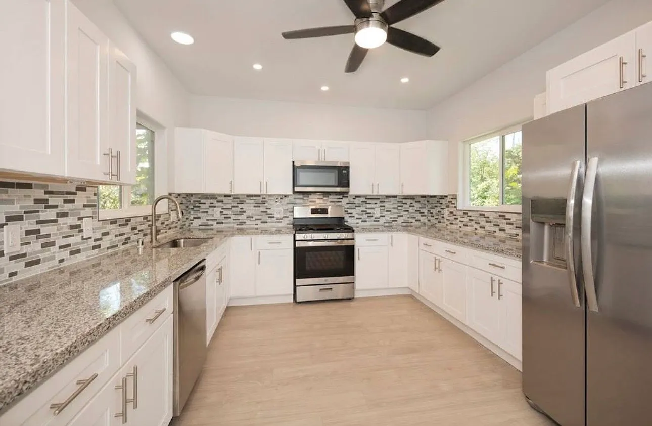 2 bed, 1424 sqft, $2,000 — Photo 4