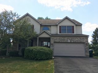 912 Woodland Dr, Antioch, IL