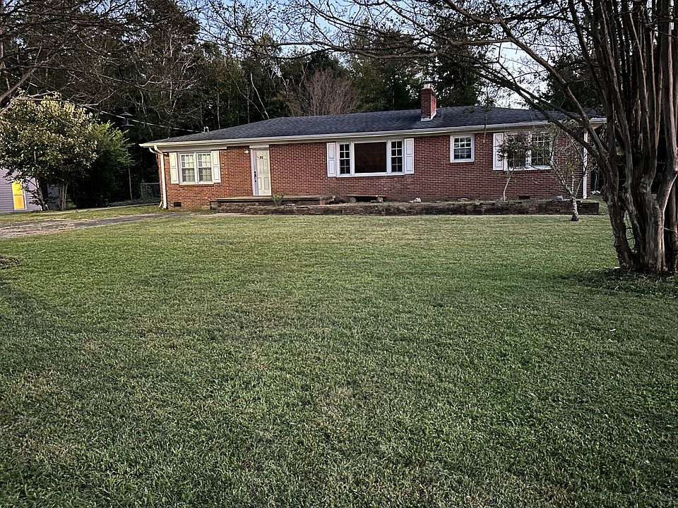 Front yard and view of house-front