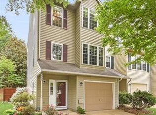 5663 Gosling Dr, Clifton, VA 20124