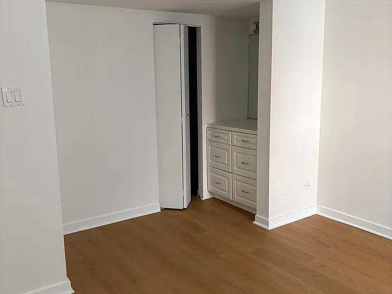 24-30 S Bank St #410 — Photo 13