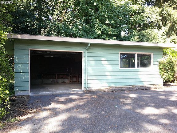 4th image of 1416 SE 97th Ave