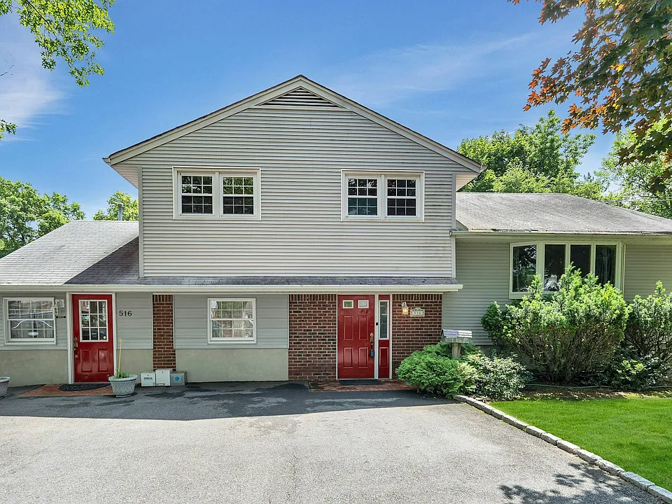 516 Knickerbocker Rd