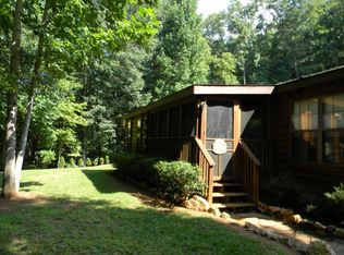 590 Laurel Springs Dr, Bryson City, NC 28713