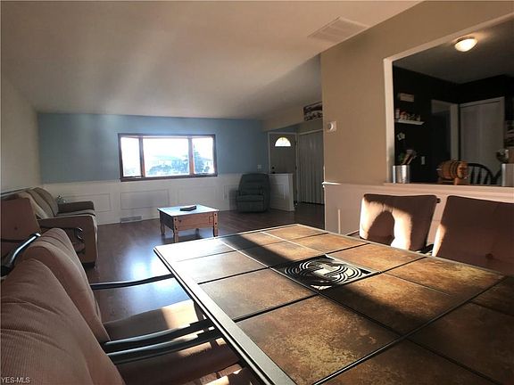 4th image of 133 Northfield Dr