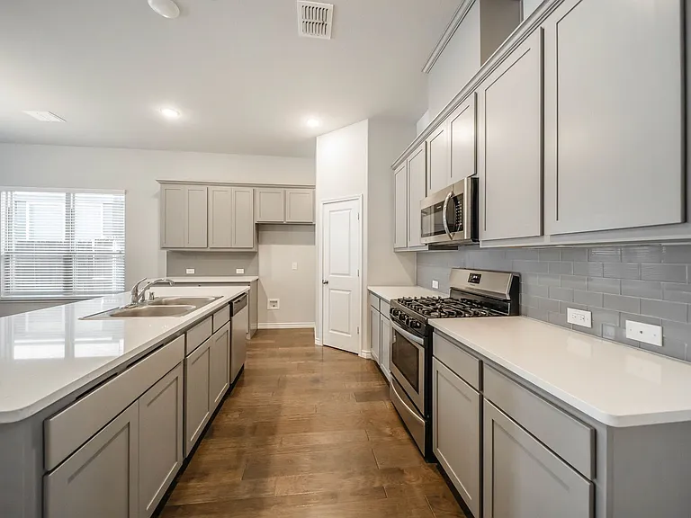 3716 Peach Blossom Rd — Photo 12