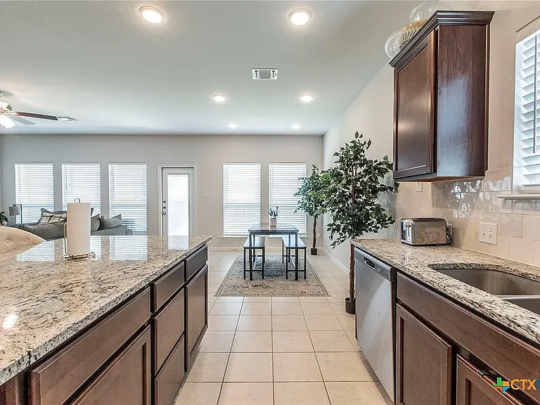 1503 Sideoats Ln — Photo 9
