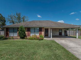 204 Janin Rd, Broussard, LA 70518
