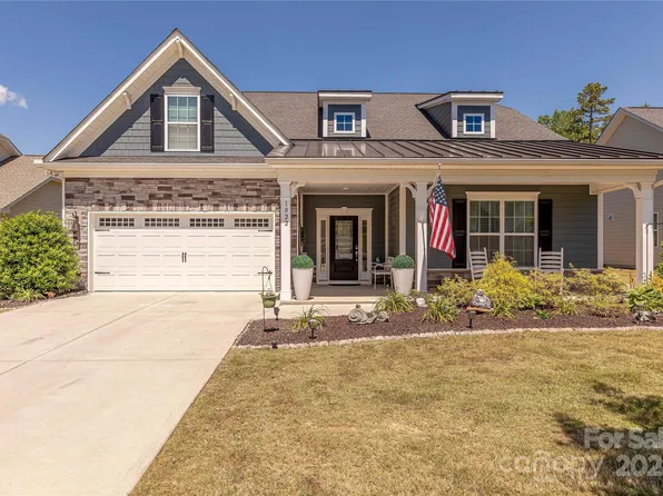 1022 Curling Creek Dr, Indian Trail, NC 28079