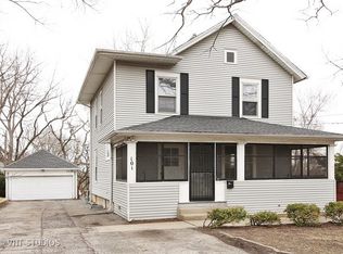 101 S Liberty St, Elgin, IL 60120