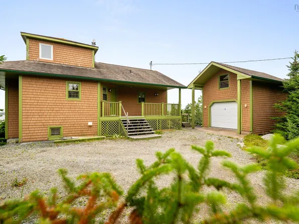 10 Canyon Corner Rd, Terence Bay, NS B3T 0H4