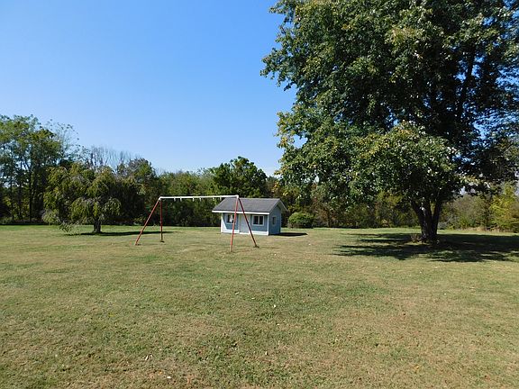 2nd image of 246 Pine Island Tpke