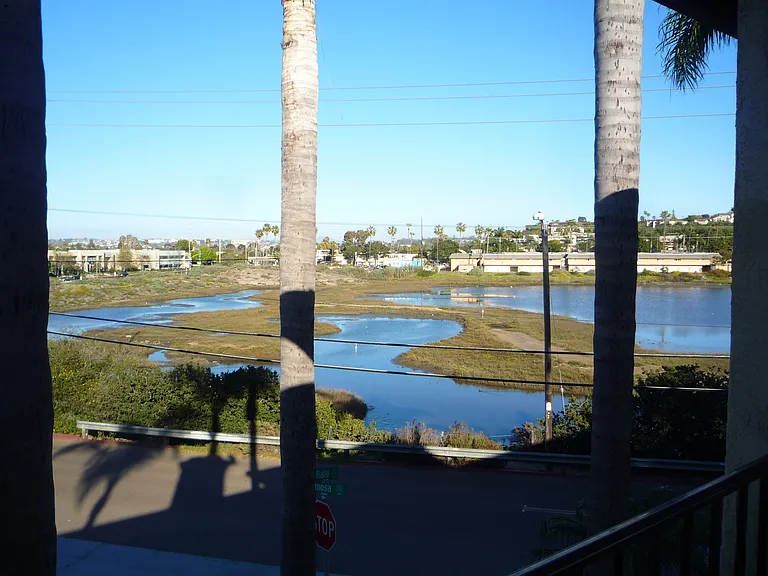 2828 Famosa Blvd #209 — Photo 9