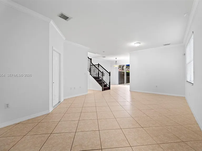 12392 SW 124th Ter — Photo 4