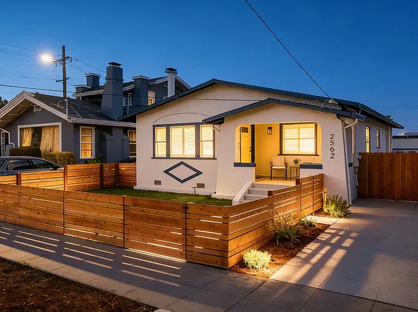 2562 67th Ave, Oakland, CA 94605