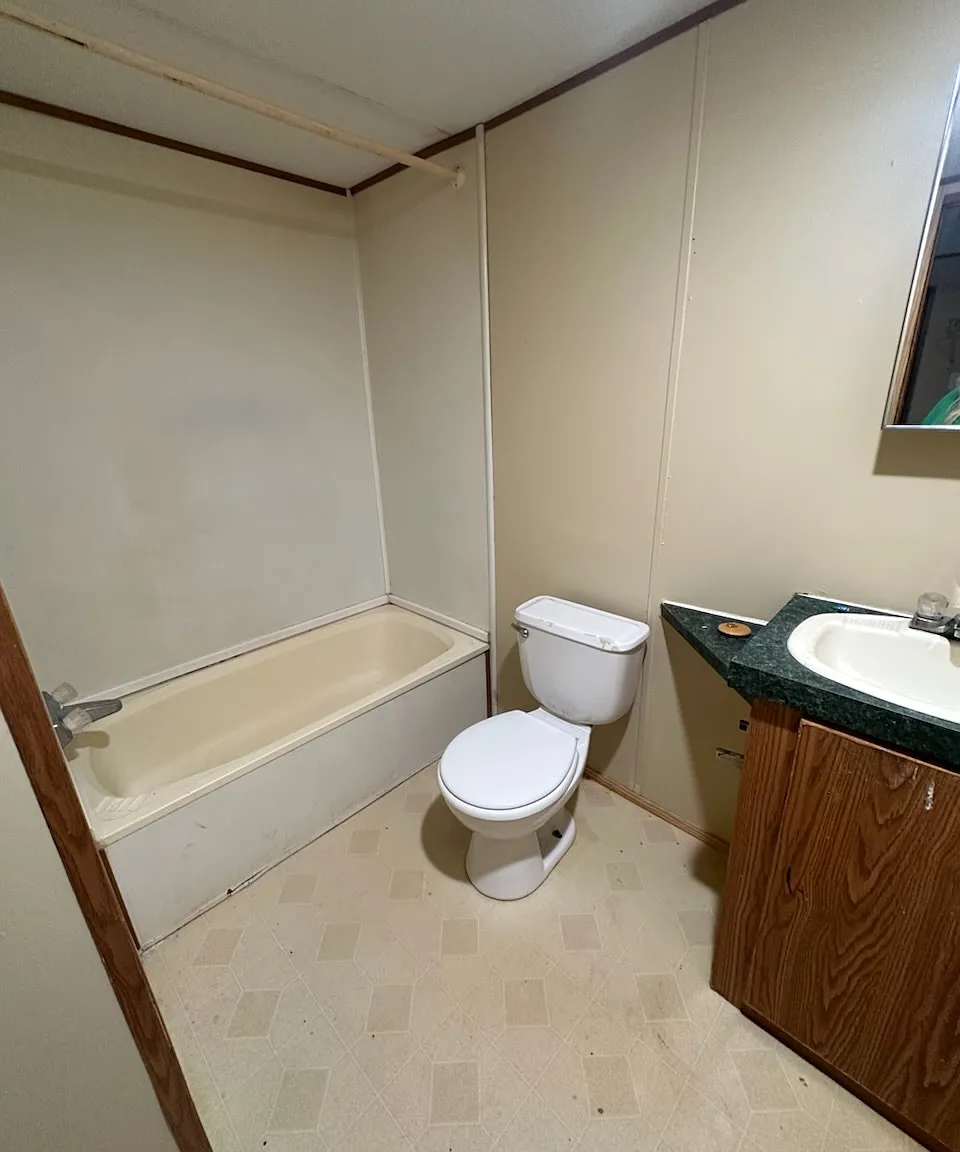 605 Henrietta Street - 1 — Photo 3