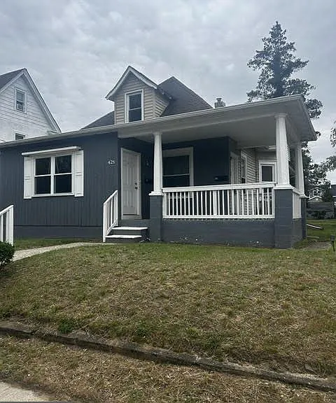 428 Summit Ave #2B — Photo 1