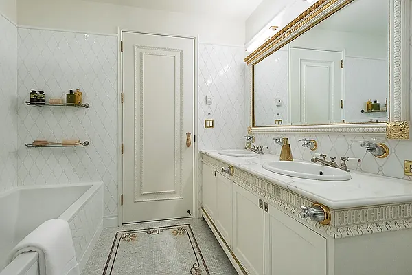 Rented by Compass | media 12