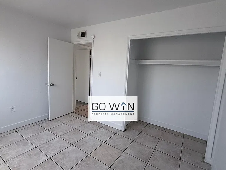 62 W Southern Ave — Photo 4