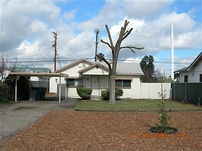 3rd image of 3153 E Clay Ave