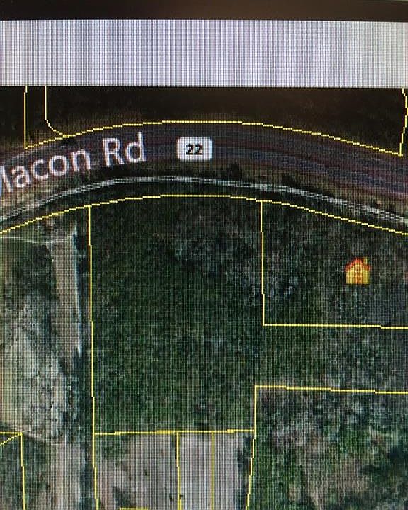 2nd image of 4065 Pope Rd