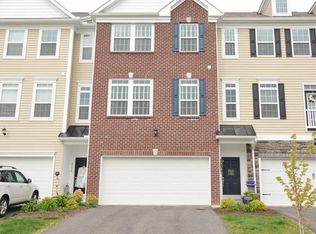 2124 Shawnee Dr, Washington, PA 15301