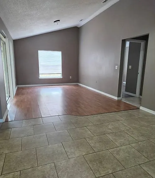 3339 Gretna Dr — Photo 8