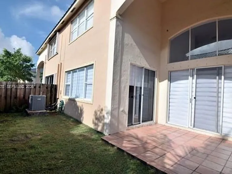 5527 NW 113th Ave #Townhouse 5527 — Photo 27