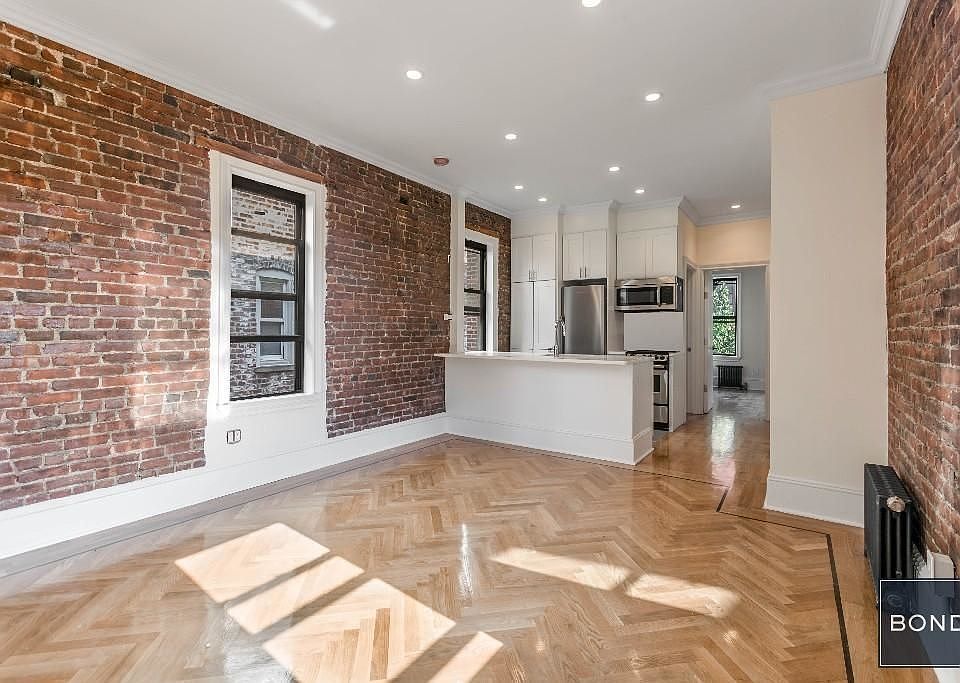 1st image of 46 Bank St APT 10