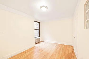 Rented by Leslie J. Garfield