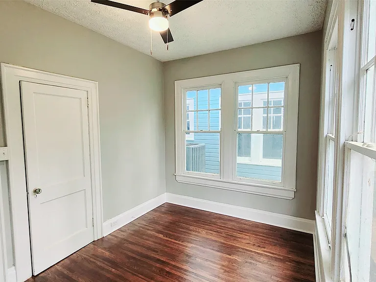 3132 Dupont St — Photo 18