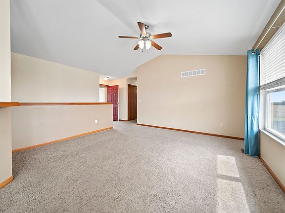 3rd image of 1035 Bedell Ct