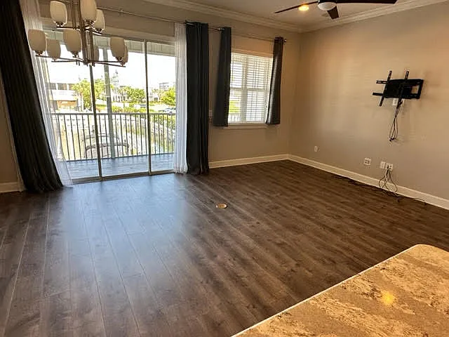 3 bed, 2.5 bath, 1920 sqft, $4,000 — Photo 3