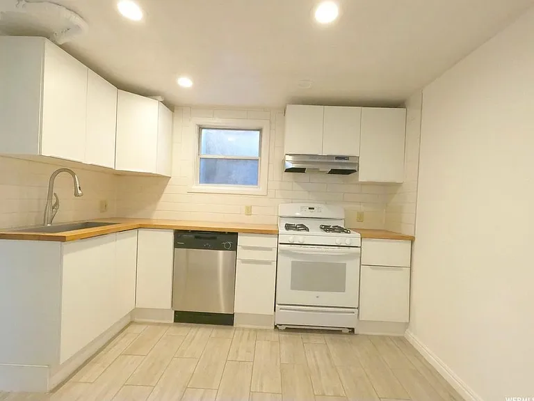 1767 S 1700 E — Photo 3
