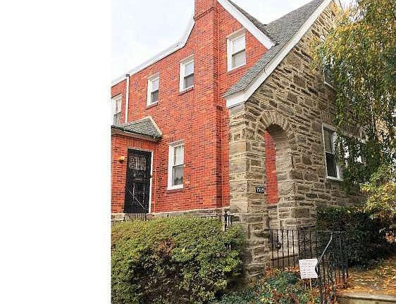 3rd image of 1519 Longshore Ave
