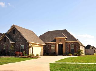 614 Bitter Pecan Dr, Bossier City, LA 71111