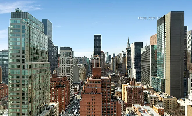 Sold by Engel & Völkers New York City | media 4