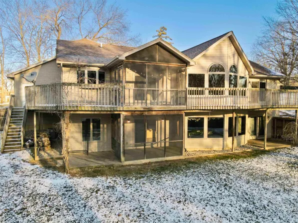 8512 E 600 N, Churubusco, IN 46723