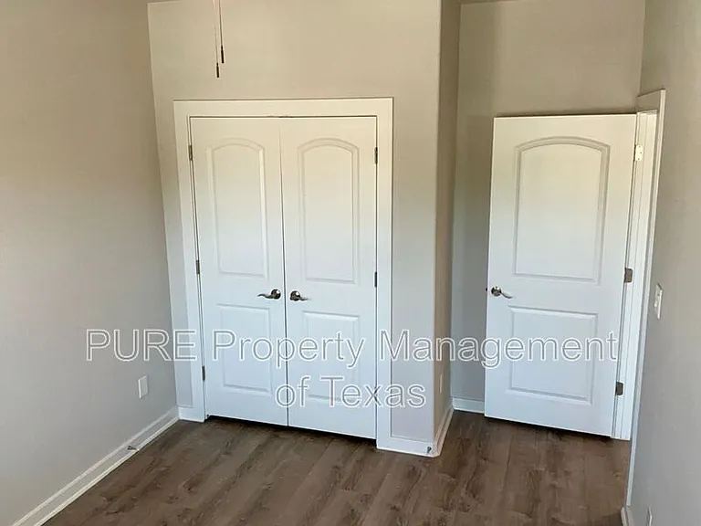 3301 Elija St #B — Photo 16