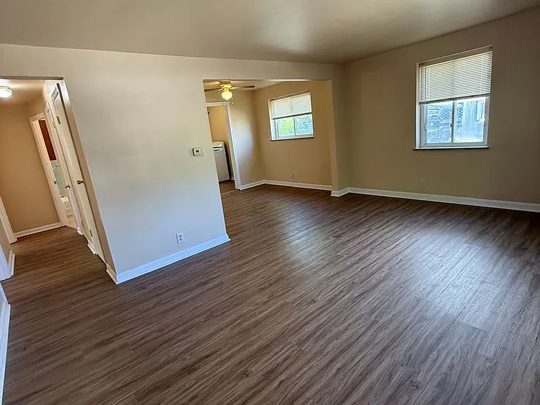 39 Glen Este Pl — Photo 10
